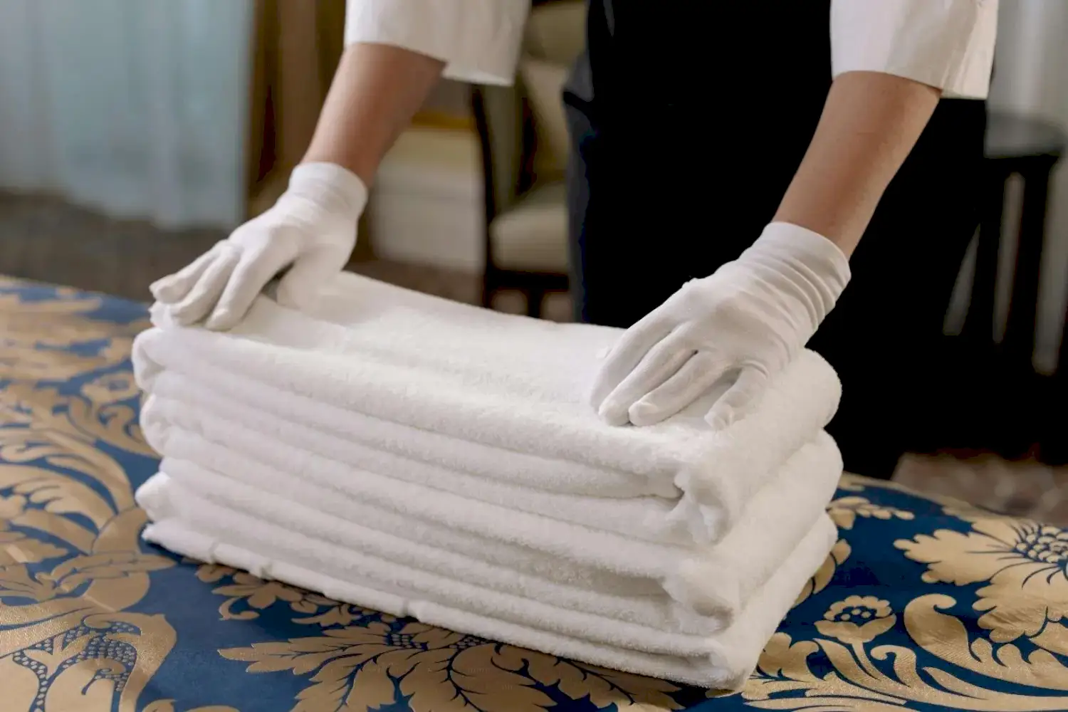 Caring for Your Wardrobe: Essential Garment Tips in Istanbul